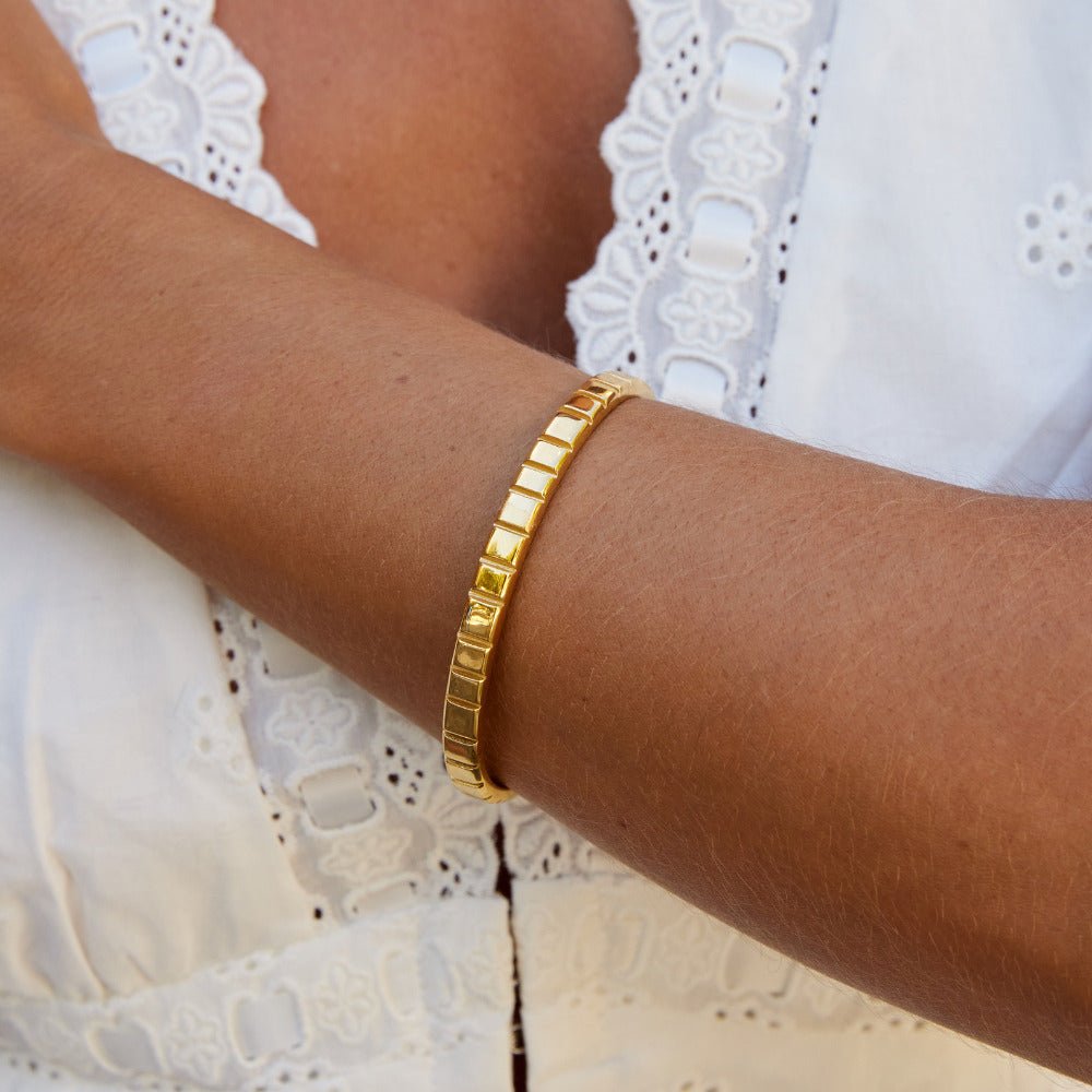 Tasha Fine Ribbing Gold-Tone Bangle