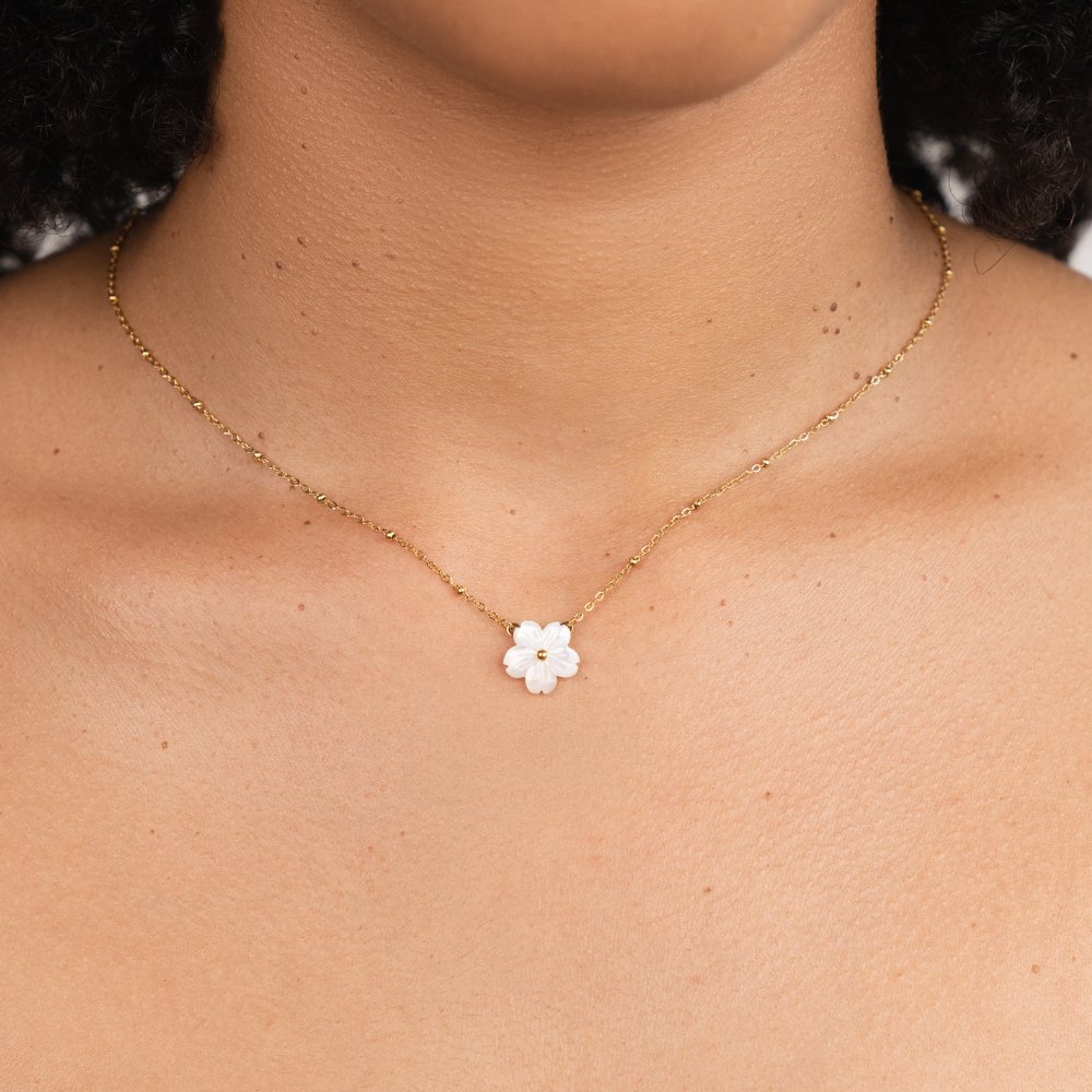Single White Blossom Charm Fine Chain Necklace