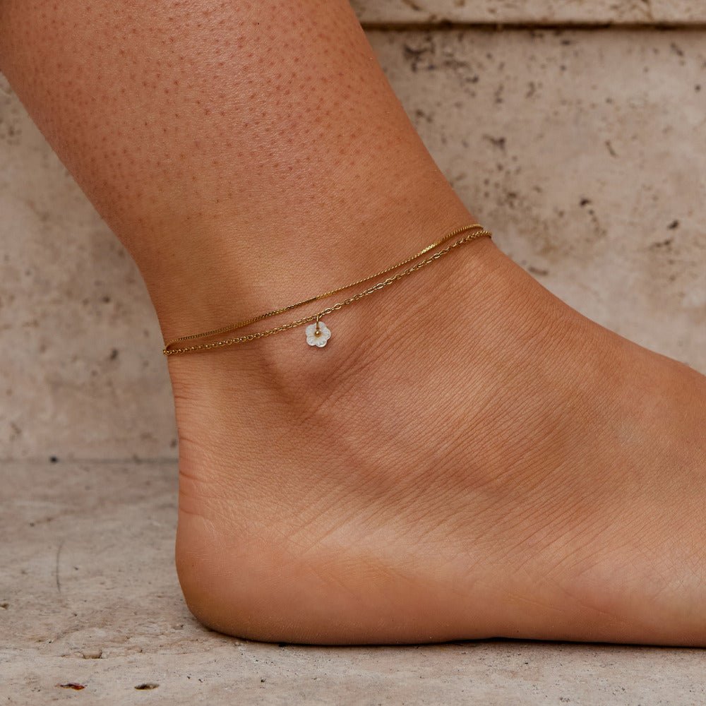 Layered Petal and Shell Anklet