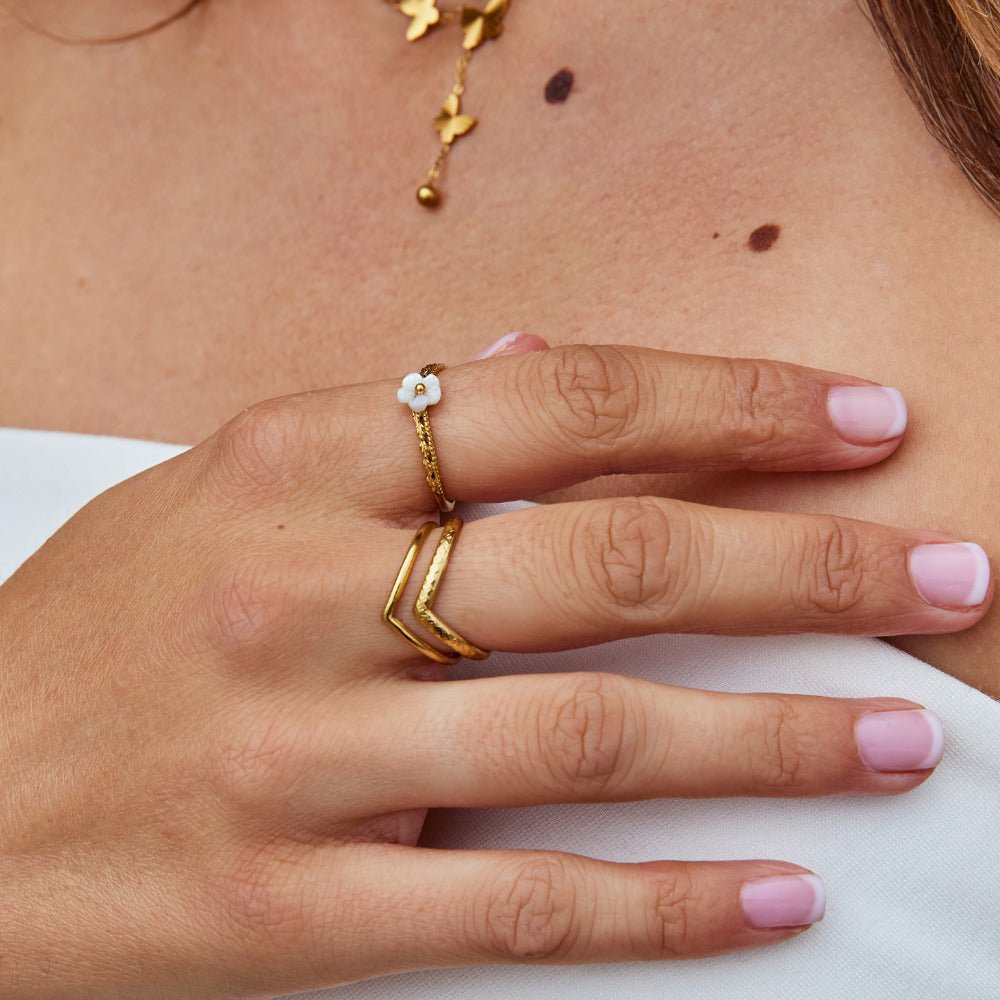 White Shell Petal Ring for Everyday Wear